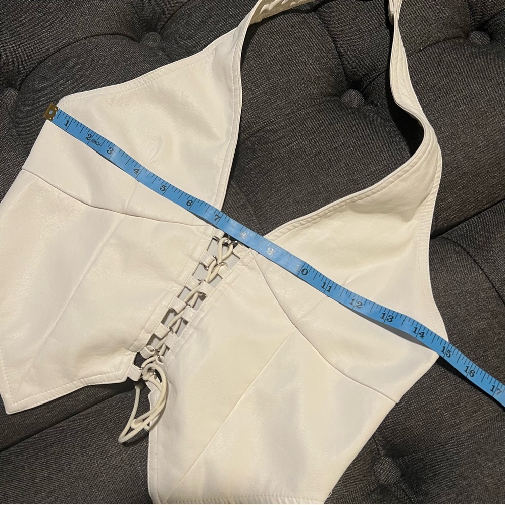 I.AM.GIA Vixra white faux leather corset top backless halter top size M - Picture 11 of 13